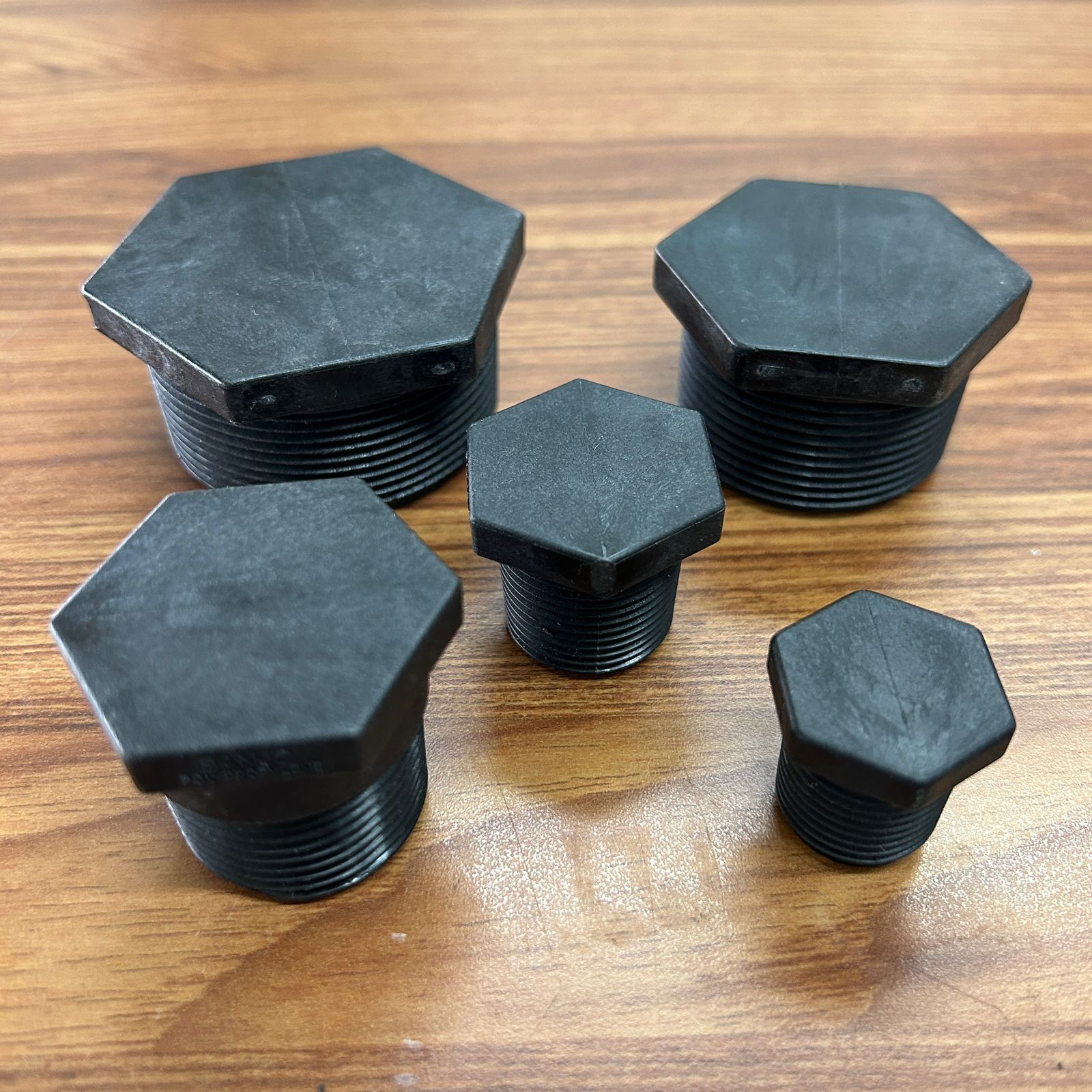 FOTO DE Tapón Rosca NPT de Polipropileno – Banjo