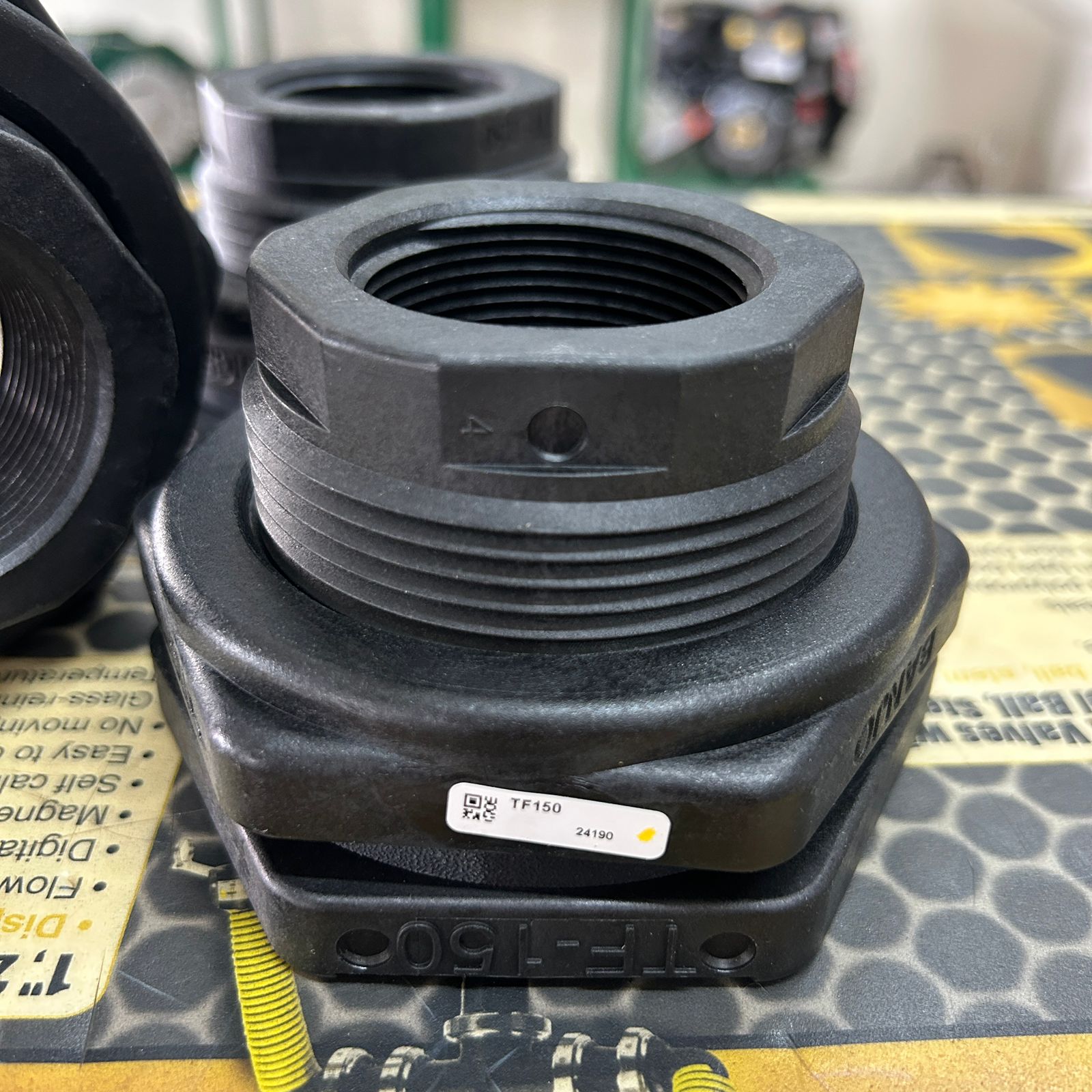 FOTO DE TF150 DE LA MARCA BANJO -POLIPROPILENO - SALIDA PARA TANQUE